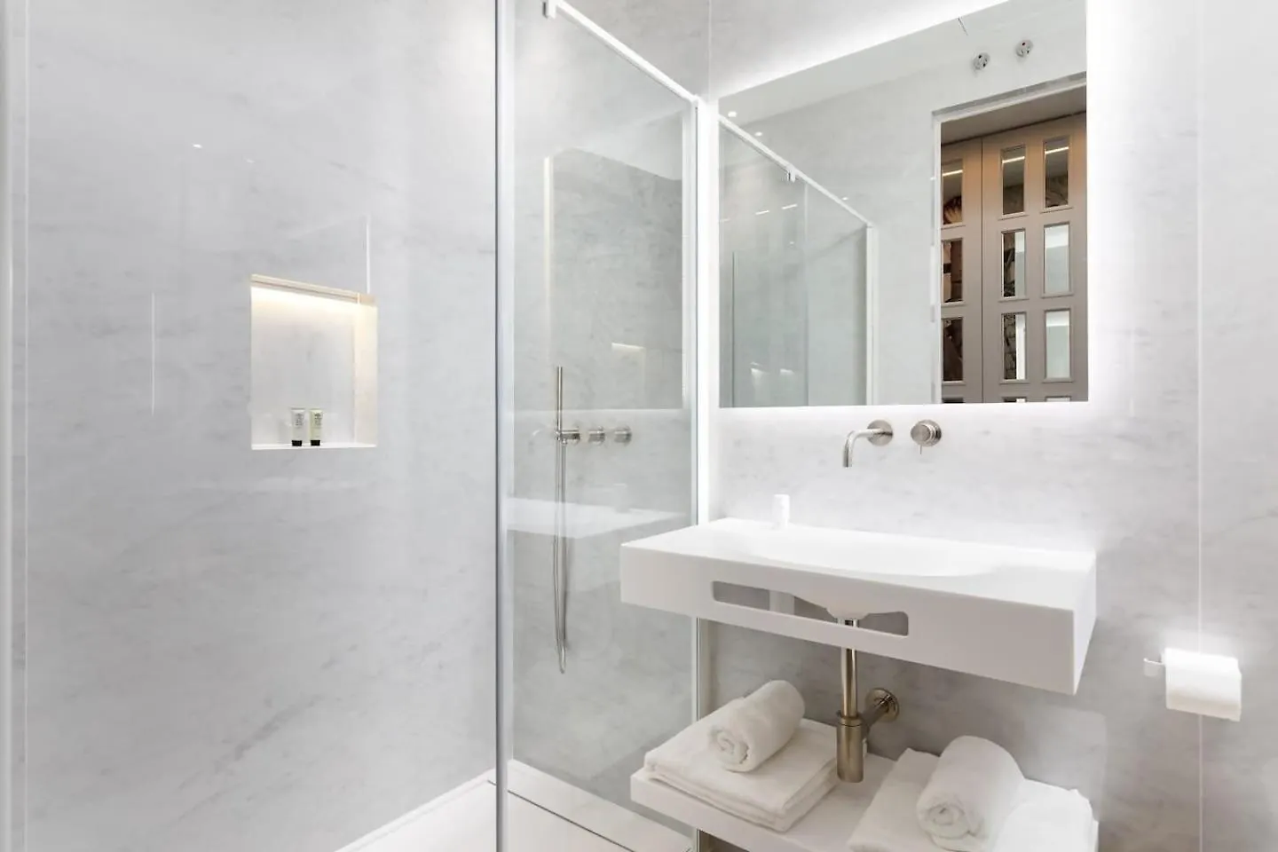Apartman Mondrian New Ac Design Lovers Near La Concha San Sebastián
