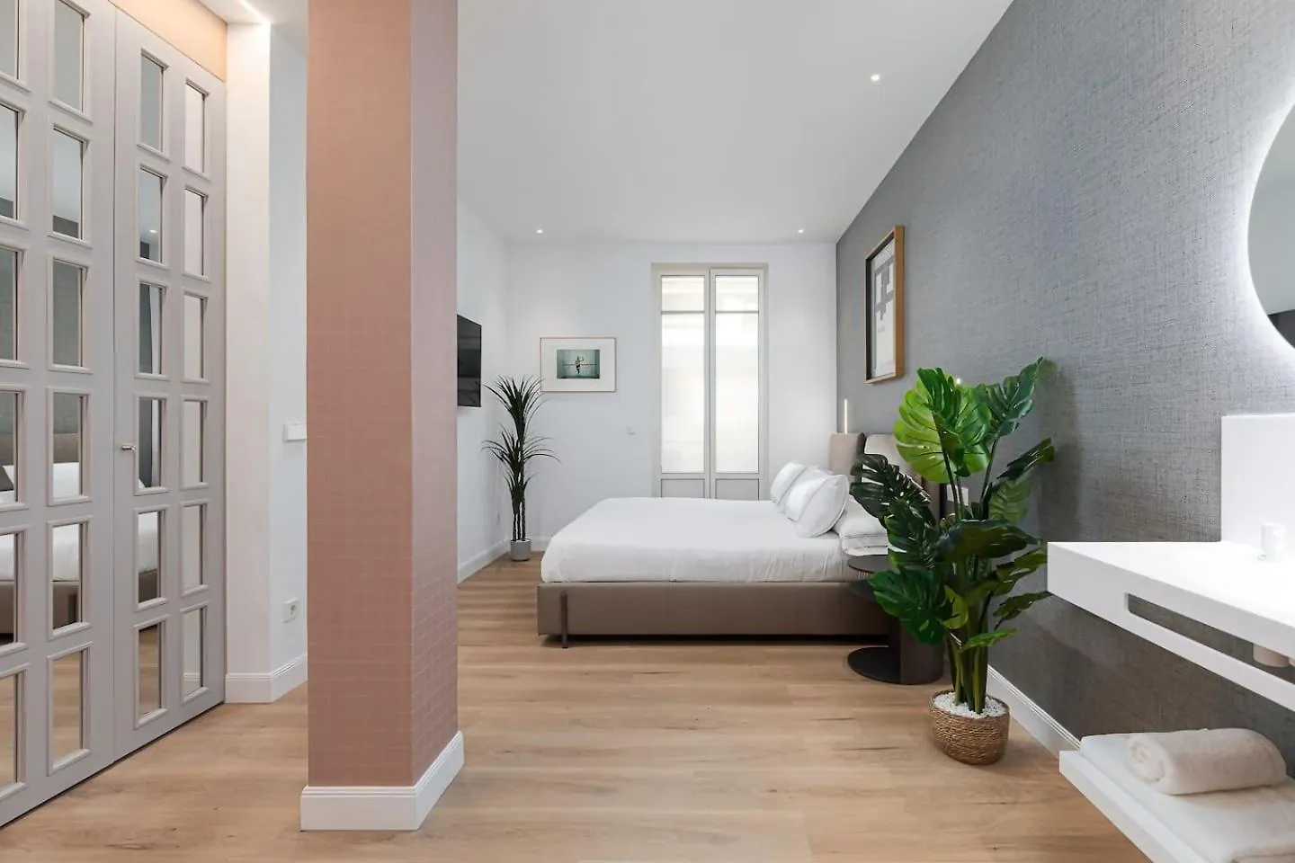 Apartman Mondrian New Ac Design Lovers Near La Concha San Sebastián